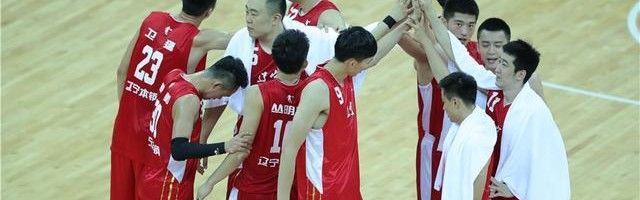  米切尔45分骑士横扫步行者  