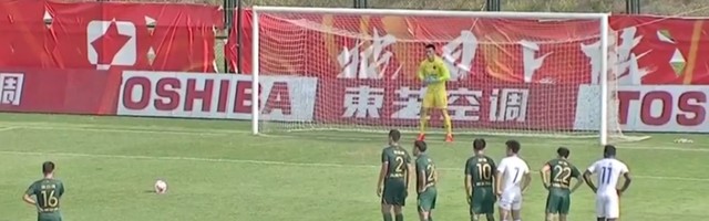  洛里昂锋线小将单场造四球展天赋  