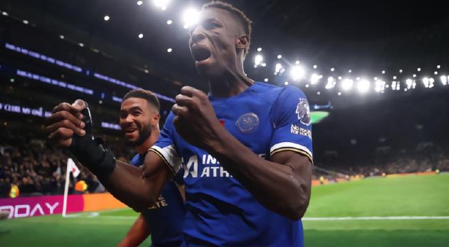  热刺库卢塞夫斯基伤退，理查利森临危救主  